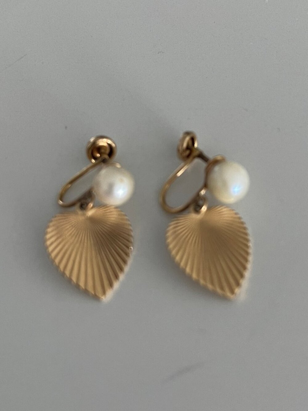 Vintage Earrings with Pearls